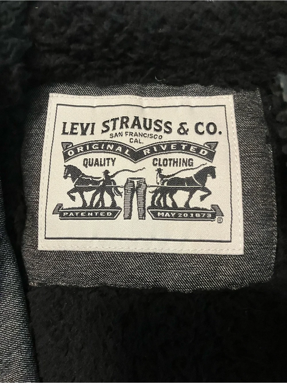 Levi's Softshell Sherpa-Lined Hooded Gray Performance Jacket Mens Sz S  New!